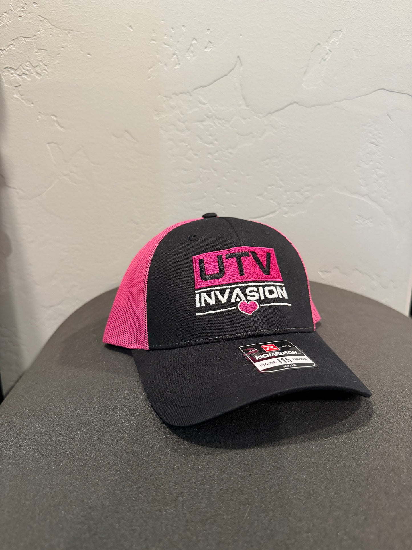 Women's Black/Pink Curved Bill Hat