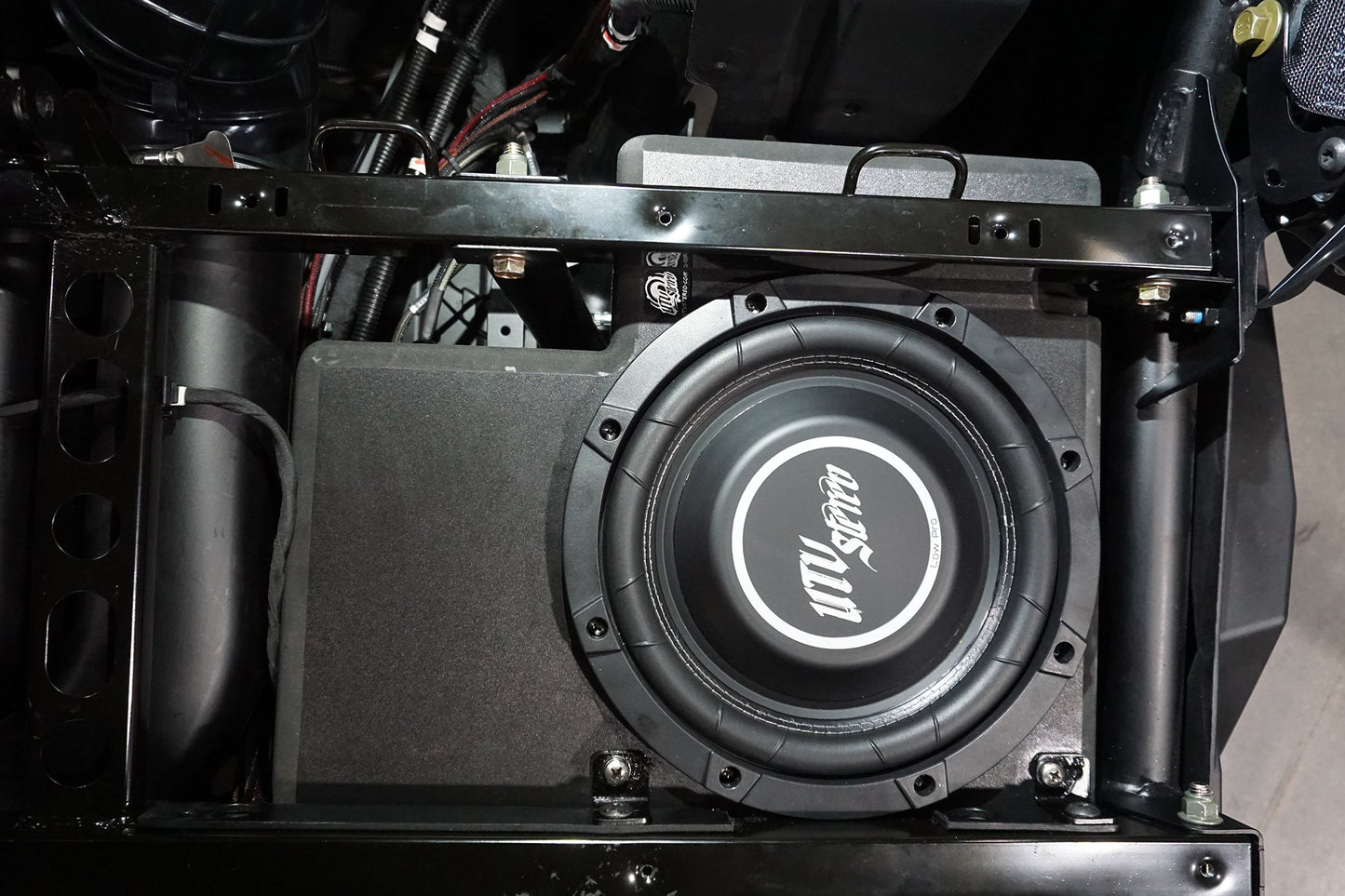 '20-'26 RZR® Pro Series 10" Rear Driver Subwoofer Enclosure | UTVS-PRO-ENC-RDRIVER