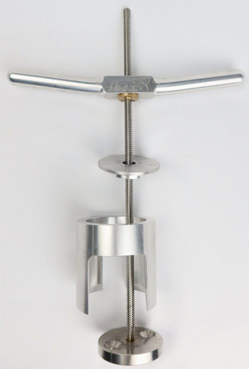 General clutching + Spring Compression Tool